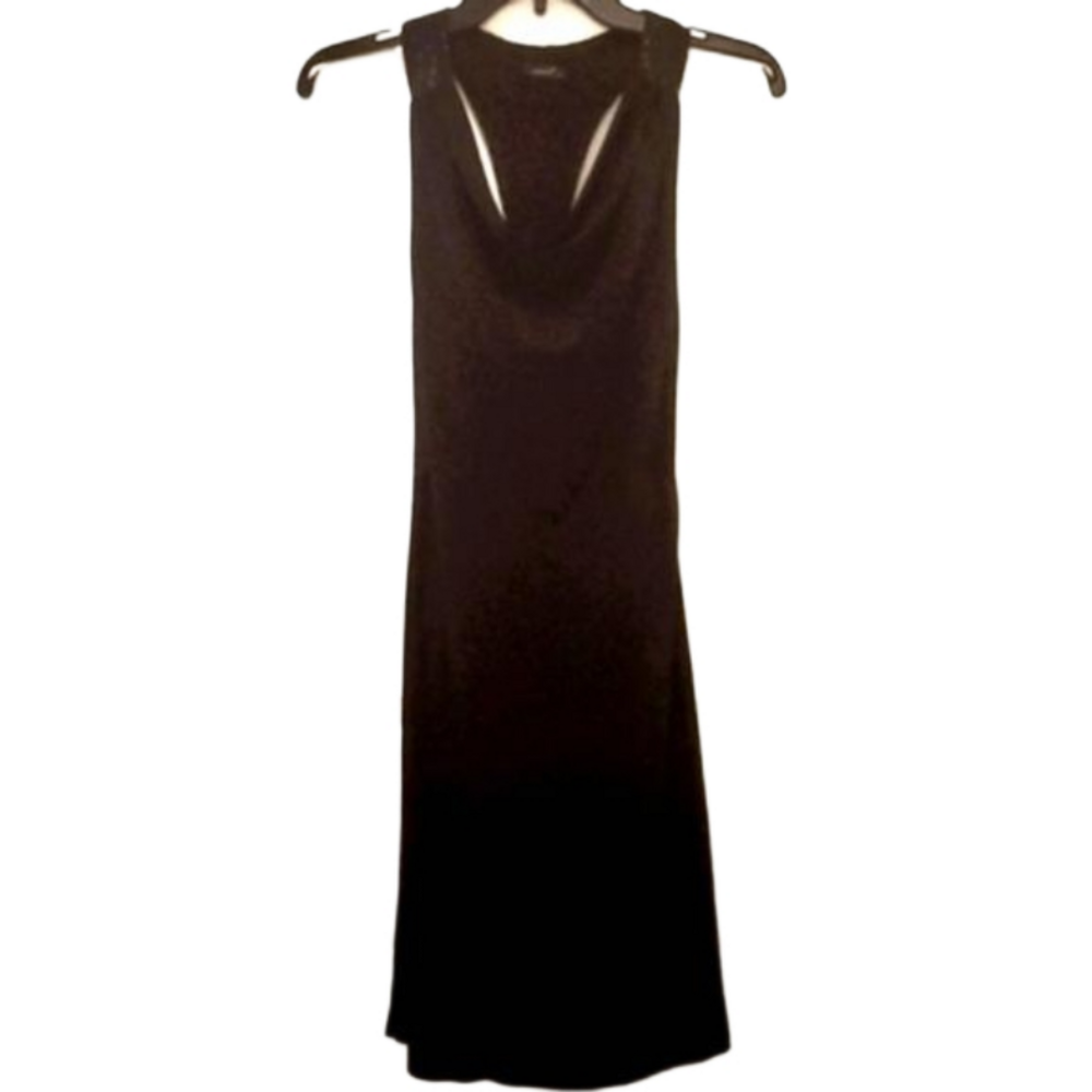 Airport Sleeveless Midi Dress